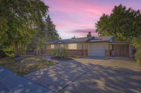 4BD - Hot Tub, BBQ, Games - 10 Mins to Olde Town